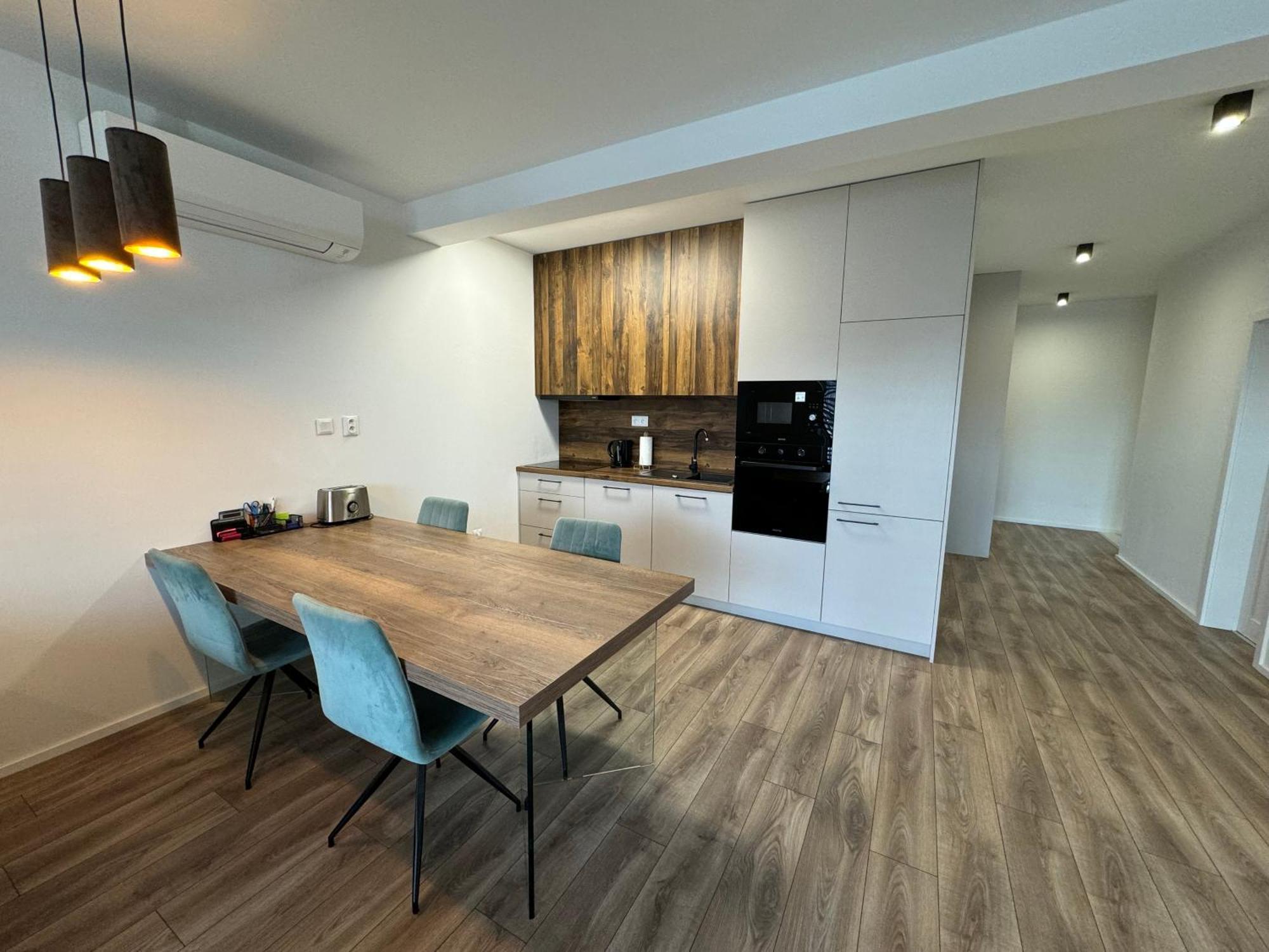 Project Ik Luxury Apartments Sered' Exterior foto